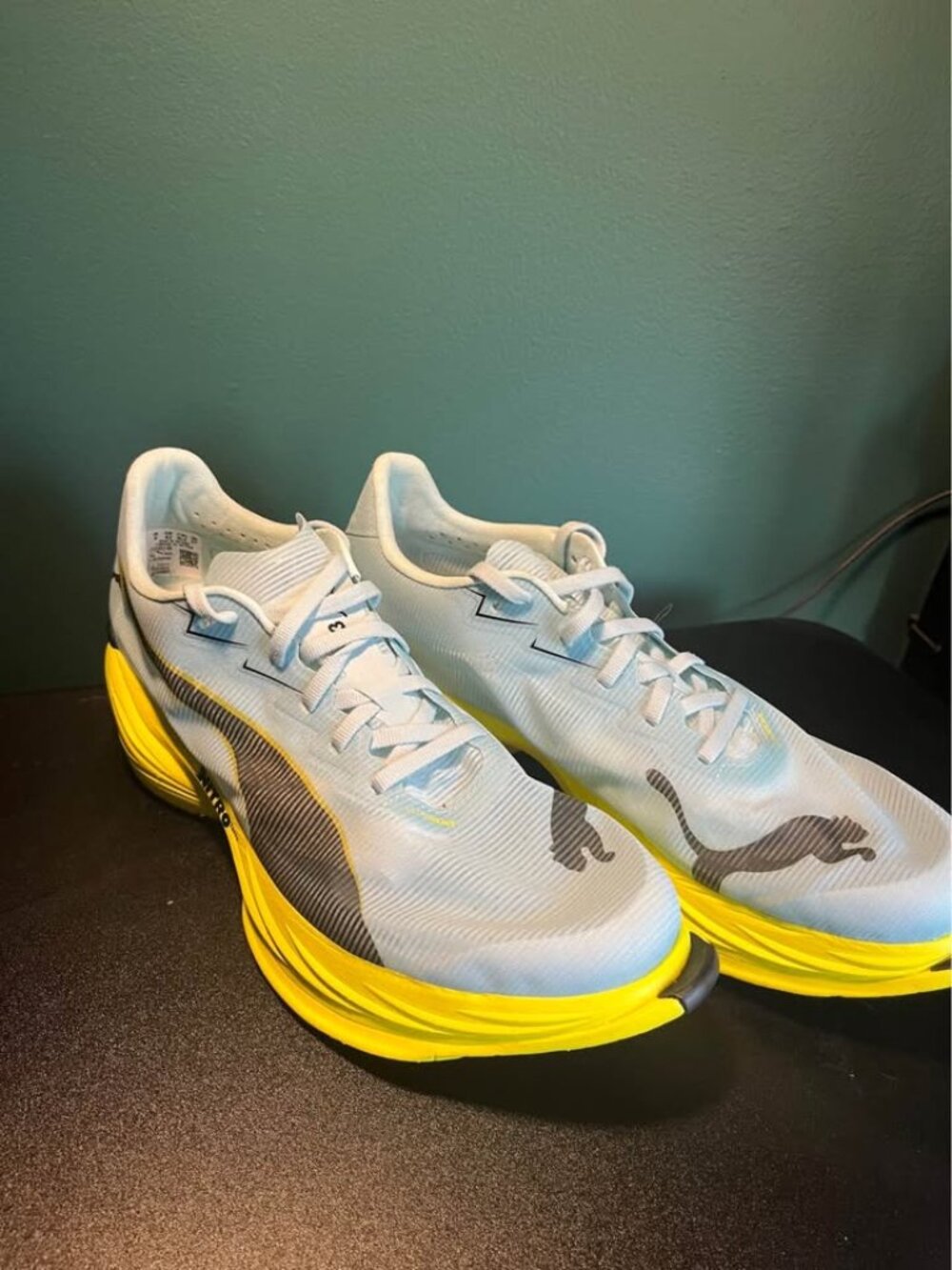 Puma Fast-R 3 - Men’s 9/Women’s 10.5 - Picture 2 of 10